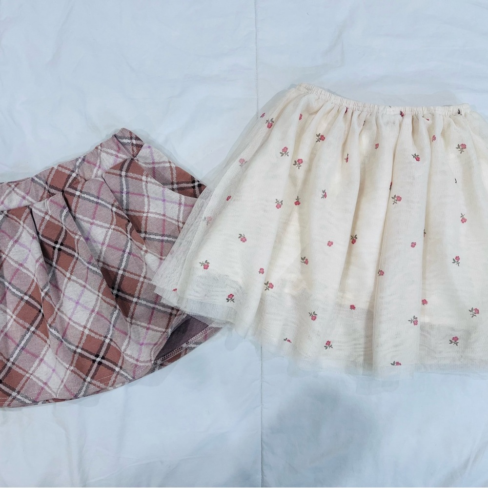 Old Navy/ Inbetween • Toddler Girls Plaid and Floral Skirt Set Bundle GUC 5T - Picture 7 of 7